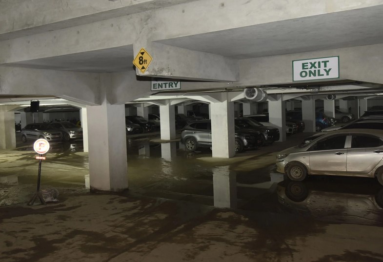 dharahara-parking-tato-khabar-tatokhabar-tattatokhabar-hot-news-tato-tato-khabar