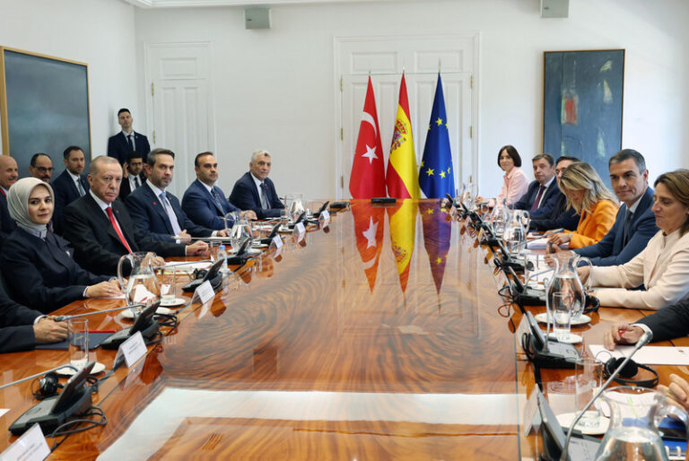 spain_talk_about_war